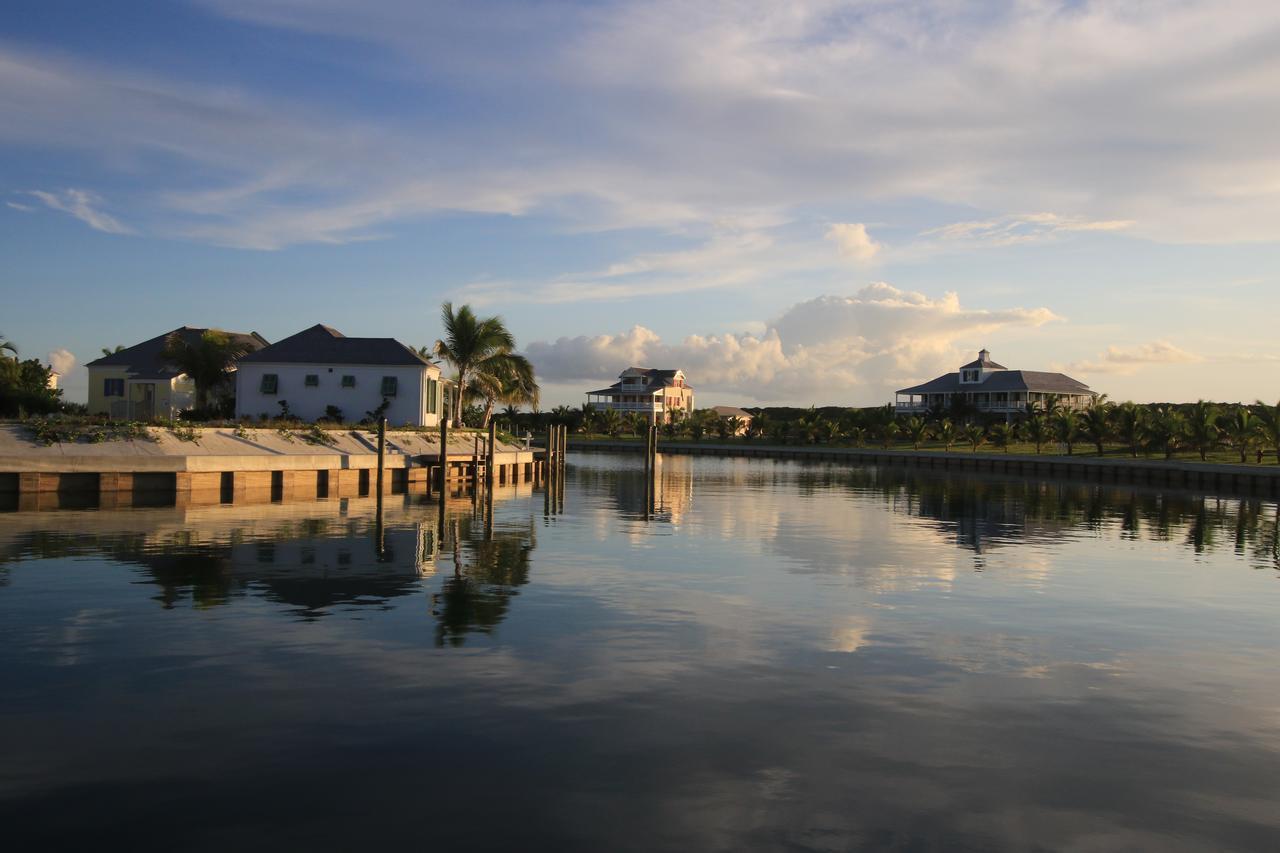 The Sandpiper Inn Crossing Rocks 外观 照片